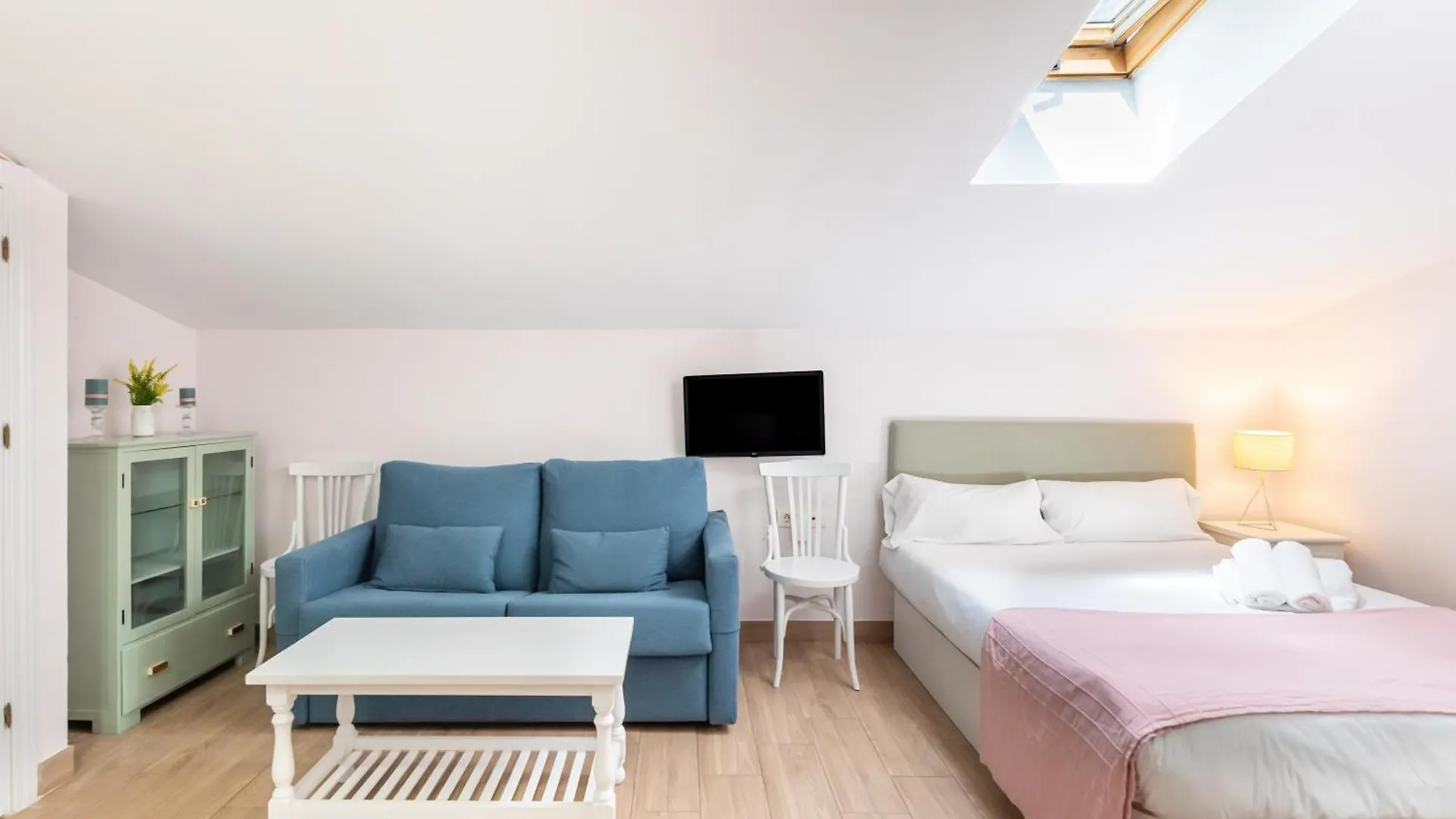 Wintowinrentals Comodo Estudio En Malaga. Malaga