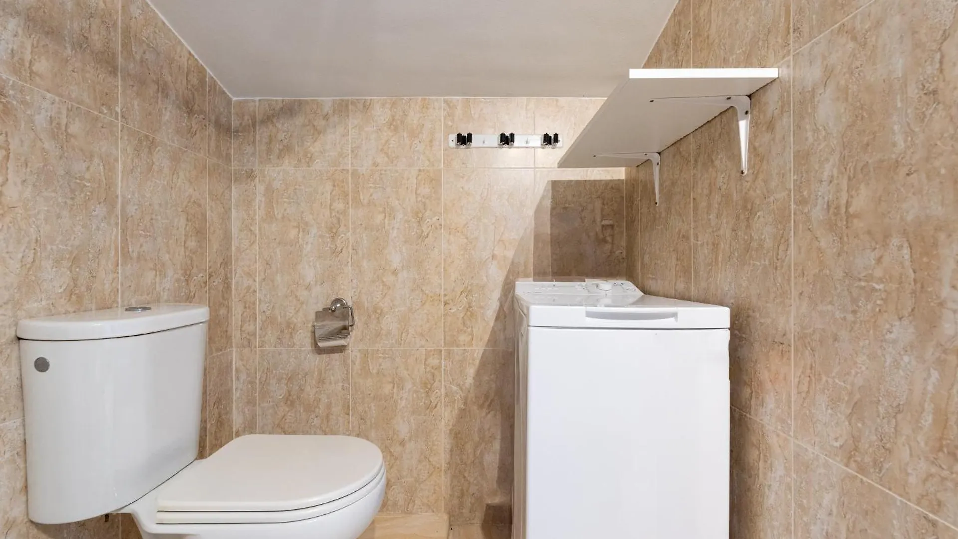 Wintowinrentals Comodo Estudio En Malaga. Malaga